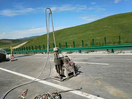 翰林镇公路地基基础注浆加固